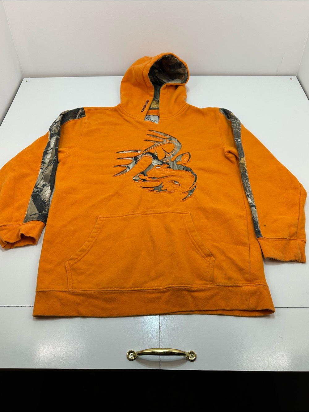 Legendary Whitetails Men’s Orange, Pullover Hoodie Deer Graphic Pockets L C081